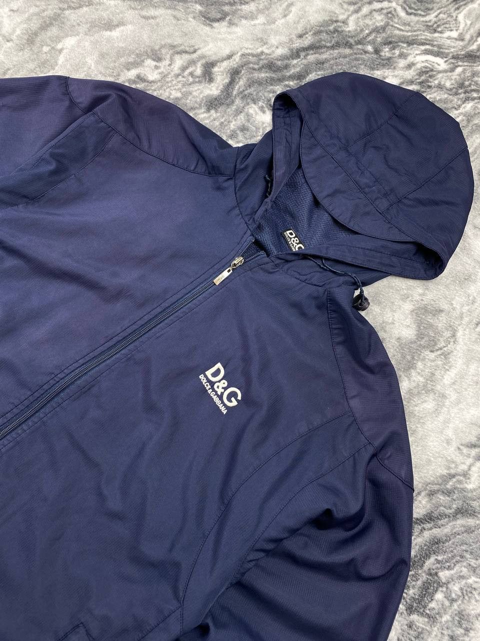 Dolce & Gabbana Vintage Dolce Gabbana Windbreaker Light Jacket Men Size L Size US L / EU 52-54 / 3 - 2 Thumbnail