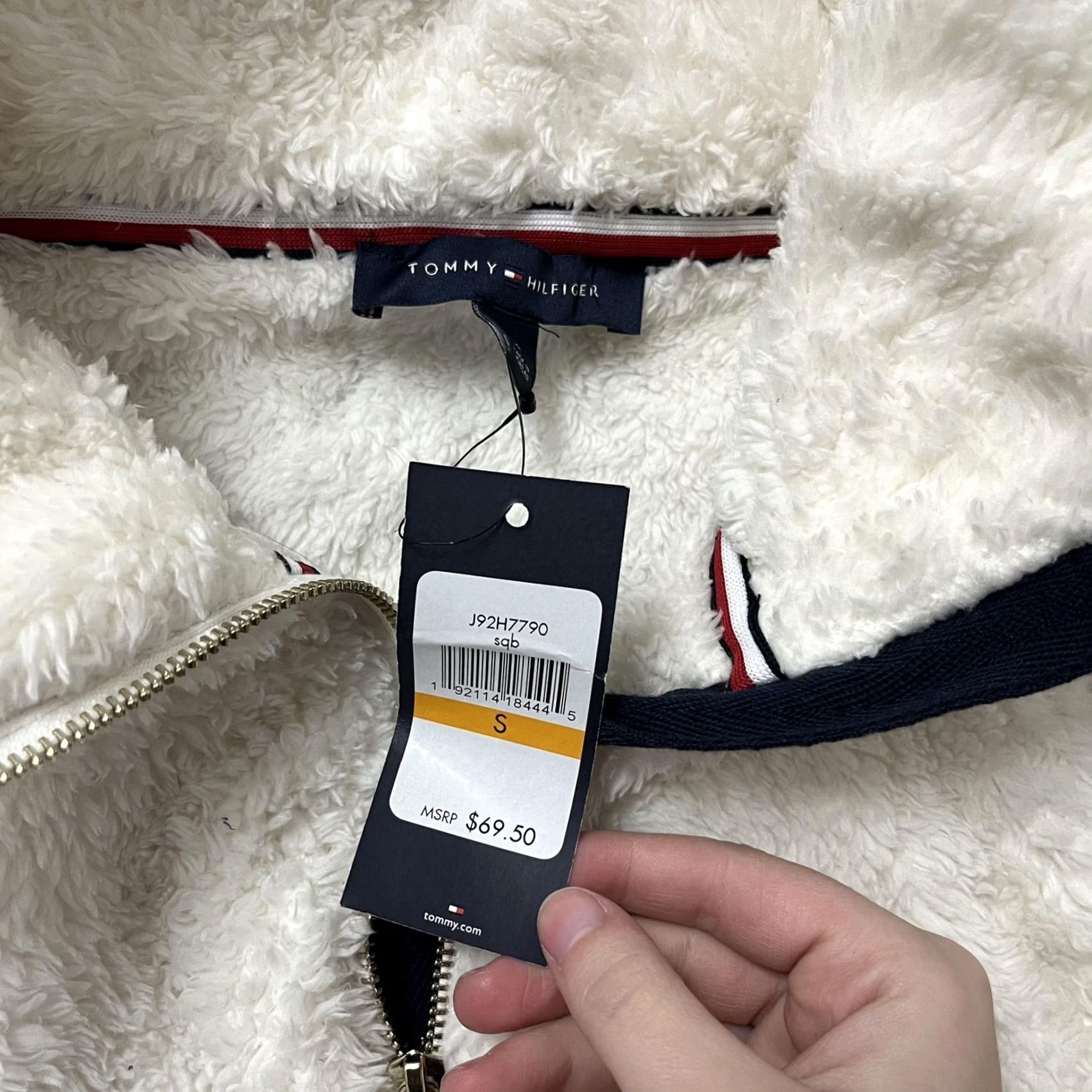 Tommy Hilfiger VINTAGE Tommy Hilfiger Vest Womens S White Sherpa Fleece Full Zip Cozy Size S / US 4 / IT 40 - 2 Thumbnail