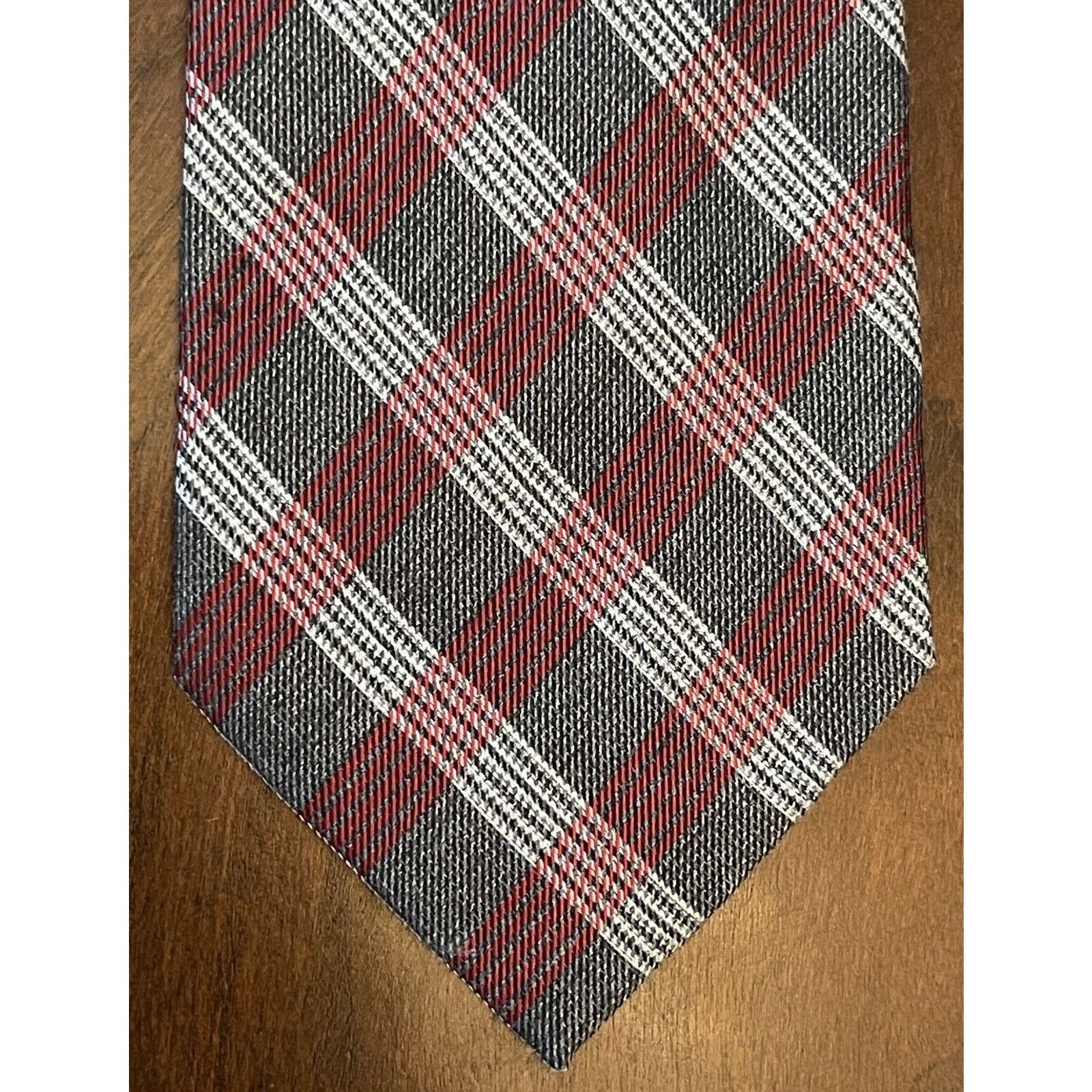 Calvin Klein Calvin Klein Red Gray 56% Silk 39% Viscose 5% Nylon China Size ONE SIZE - 1 Thumbnail