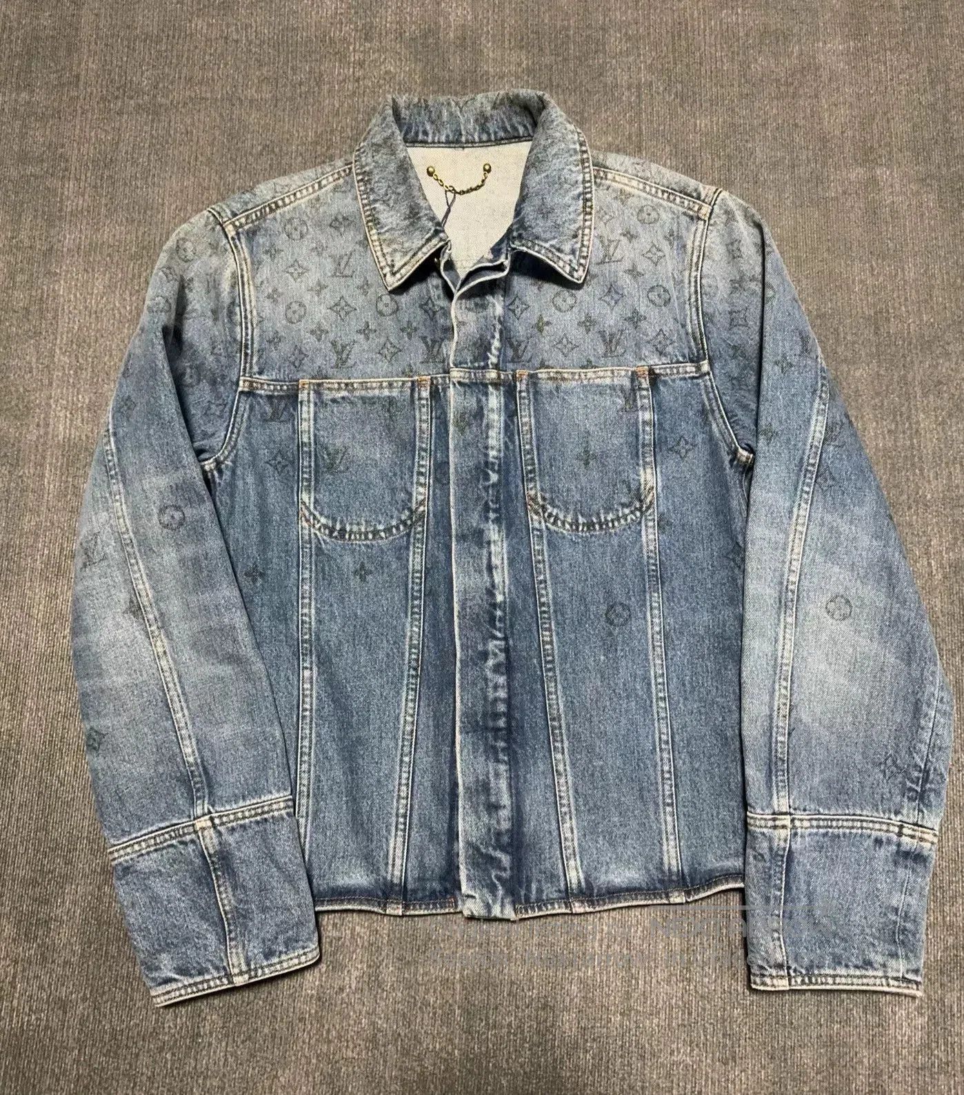 Louis Vuitton louis vuitton denim gradient jacket. Size US L / EU 52-54 / 3 - 1 Thumbnail