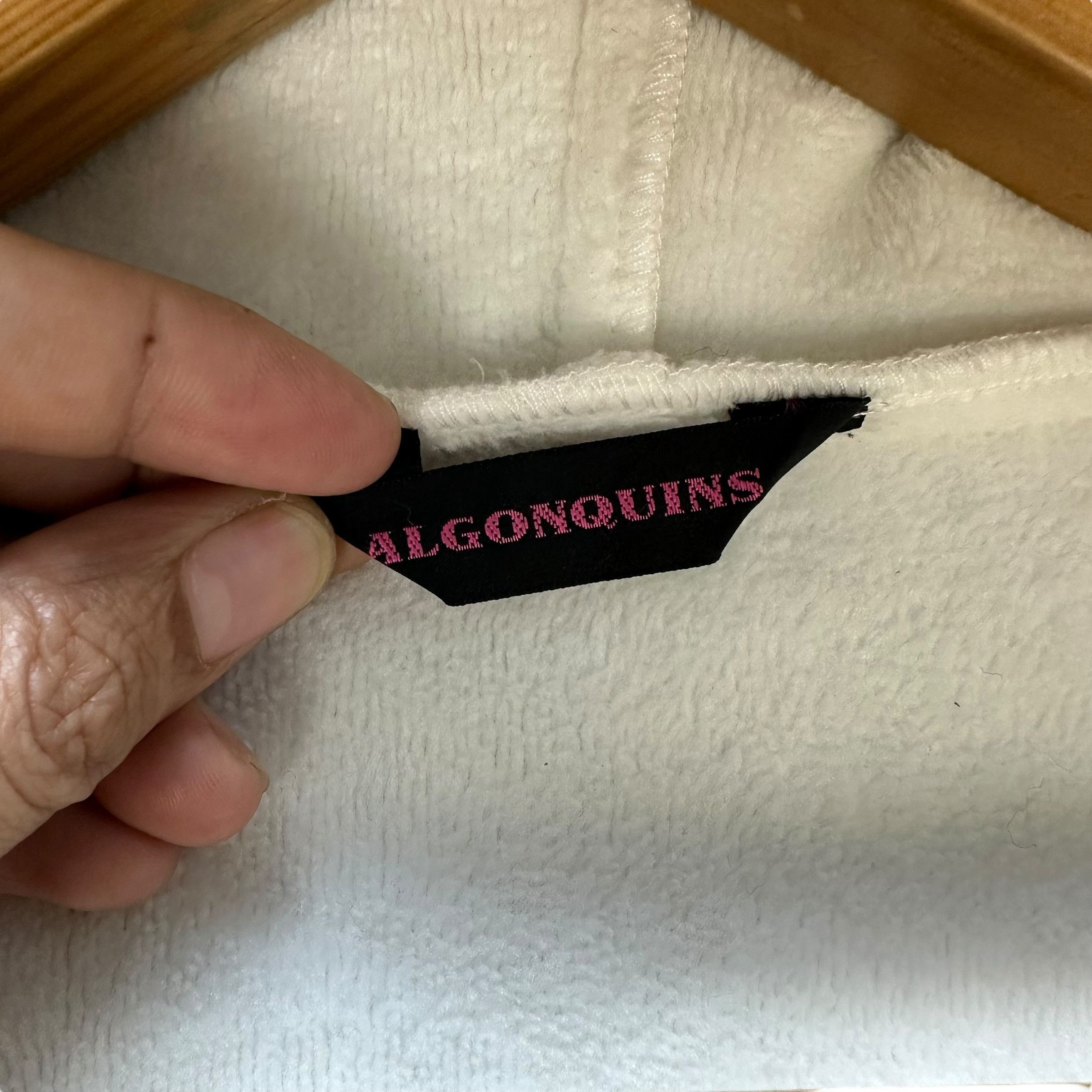 Japanese Brand ALGONQUINS Rabbit White Cape #A41-0945 Size ONE SIZE - 8 Thumbnail