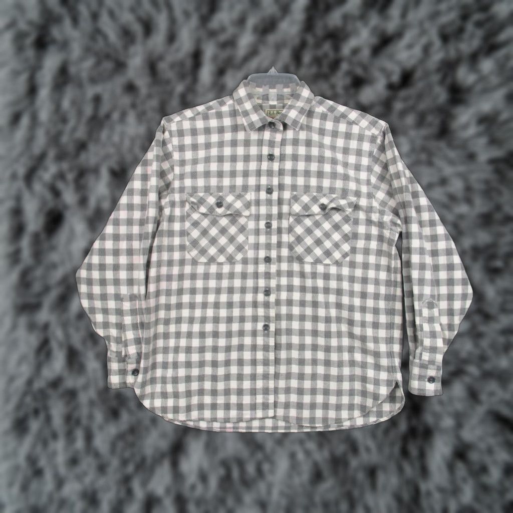 Vintage VINTAGE L.L. Bean Shirt Women XL Gray Check Chamois Flannel Long Sleeve Made USA Size XL / US 12-14 / IT 48-50 - 1 Thumbnail