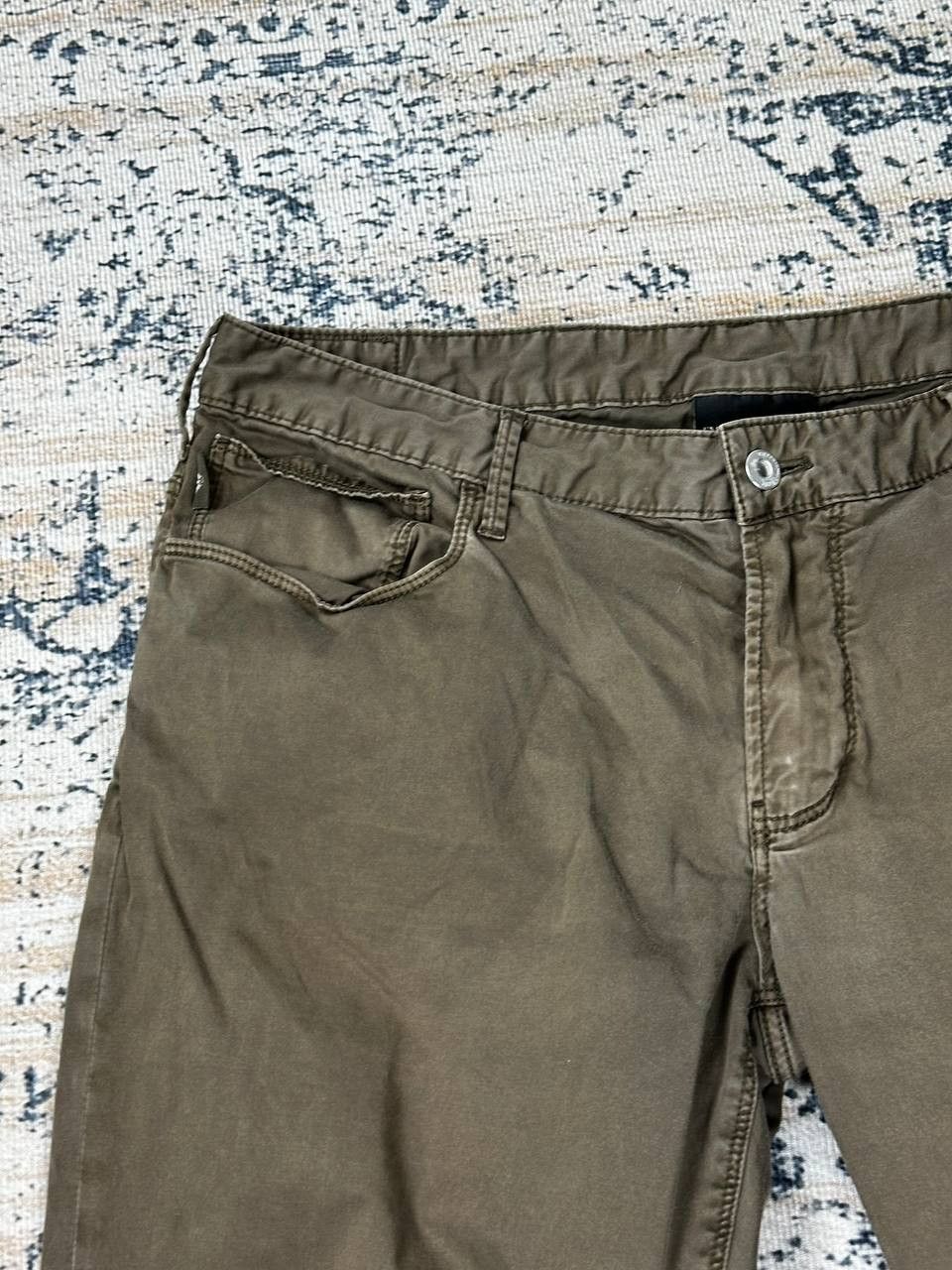 Armani × Emporio Armani Vintage Emporio Armani Low Rise Olive Distressed Pants Size US 34 / EU 50 - 6 Thumbnail