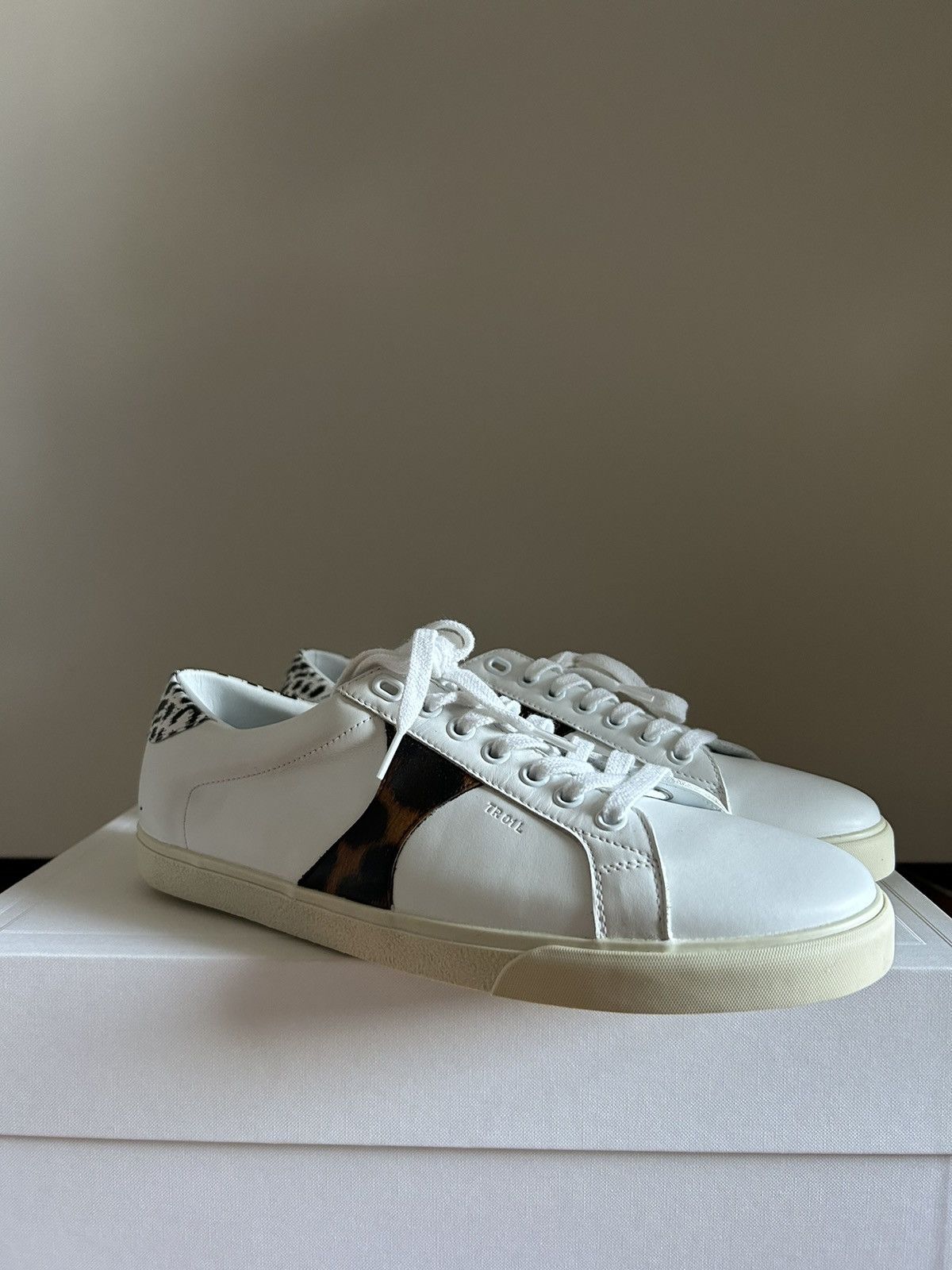 Celine Celine Triumph Sneaker Size US 9 / EU 42 - 1 Thumbnail