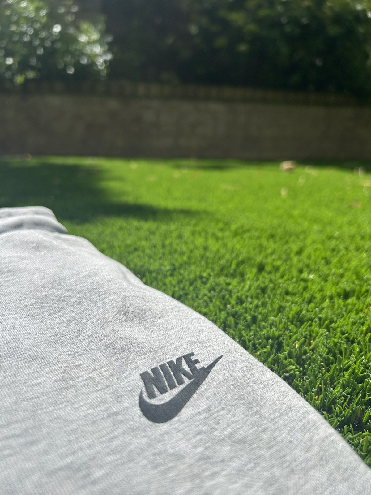 Nike Small grey nike tech fleece sweatpants Size US 29 - 3 Thumbnail