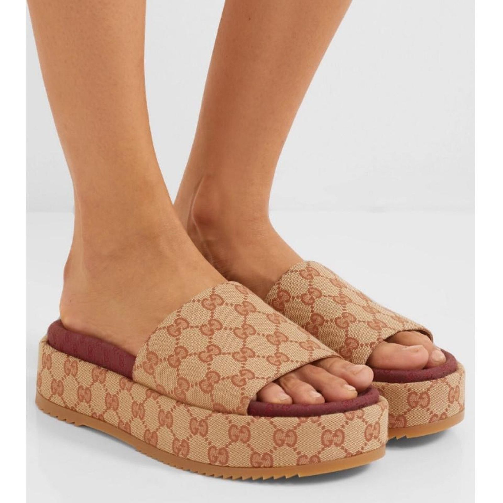 Gucci Angelina original Gg logo platform slides 38 Size US 8 / IT 38 - 2 Thumbnail
