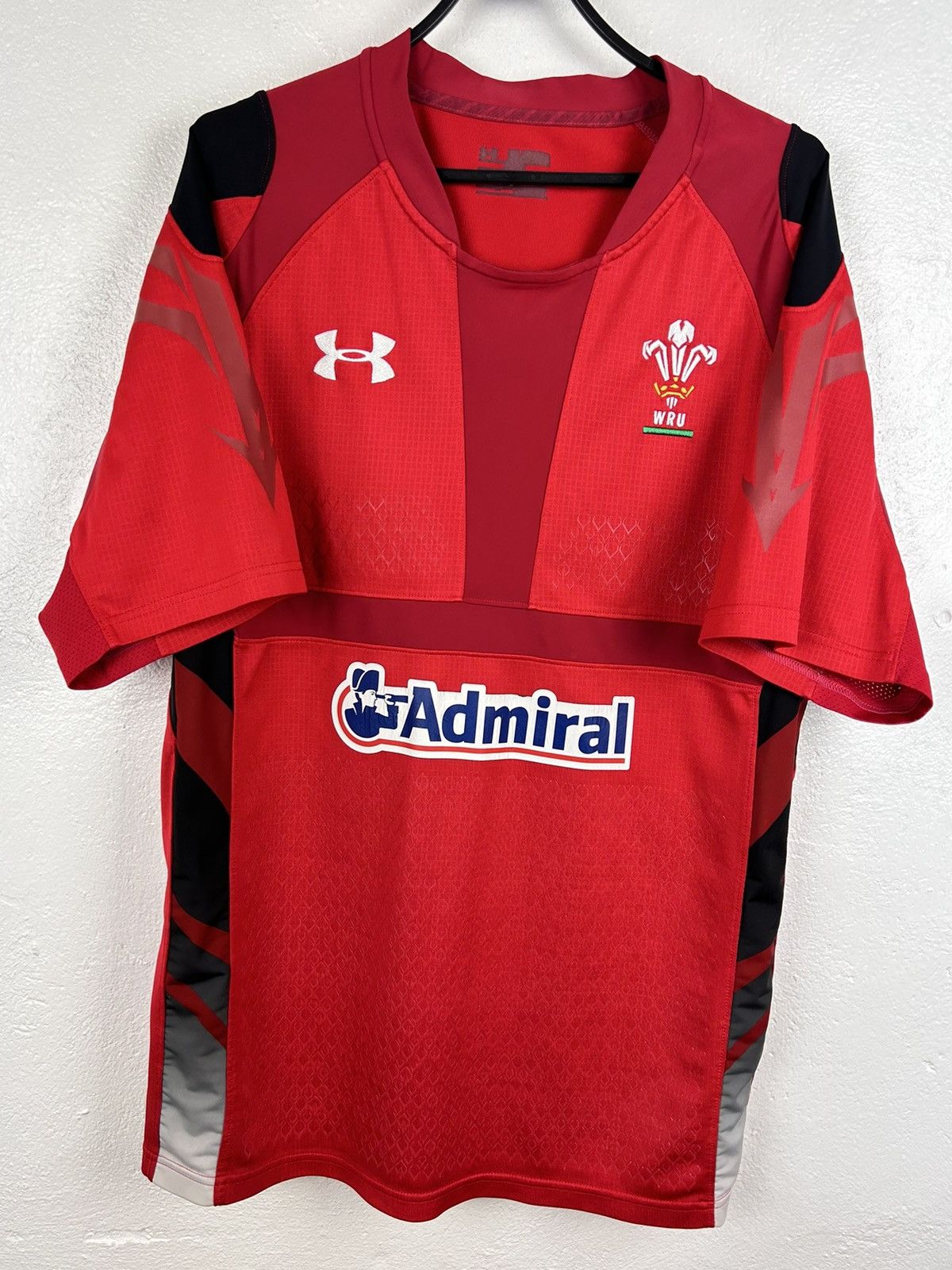 Under Armour Vintage Under Armour Wales 2014/15 Home Rugby Jersey Size US L / EU 52-54 / 3 - 1 Thumbnail