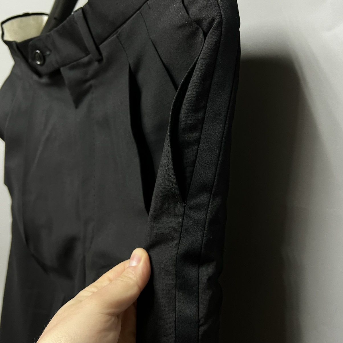 Corneliani Corneliani Suit Blazer and pants 2 piece men’s italy luxury Size 48R - 16 Thumbnail