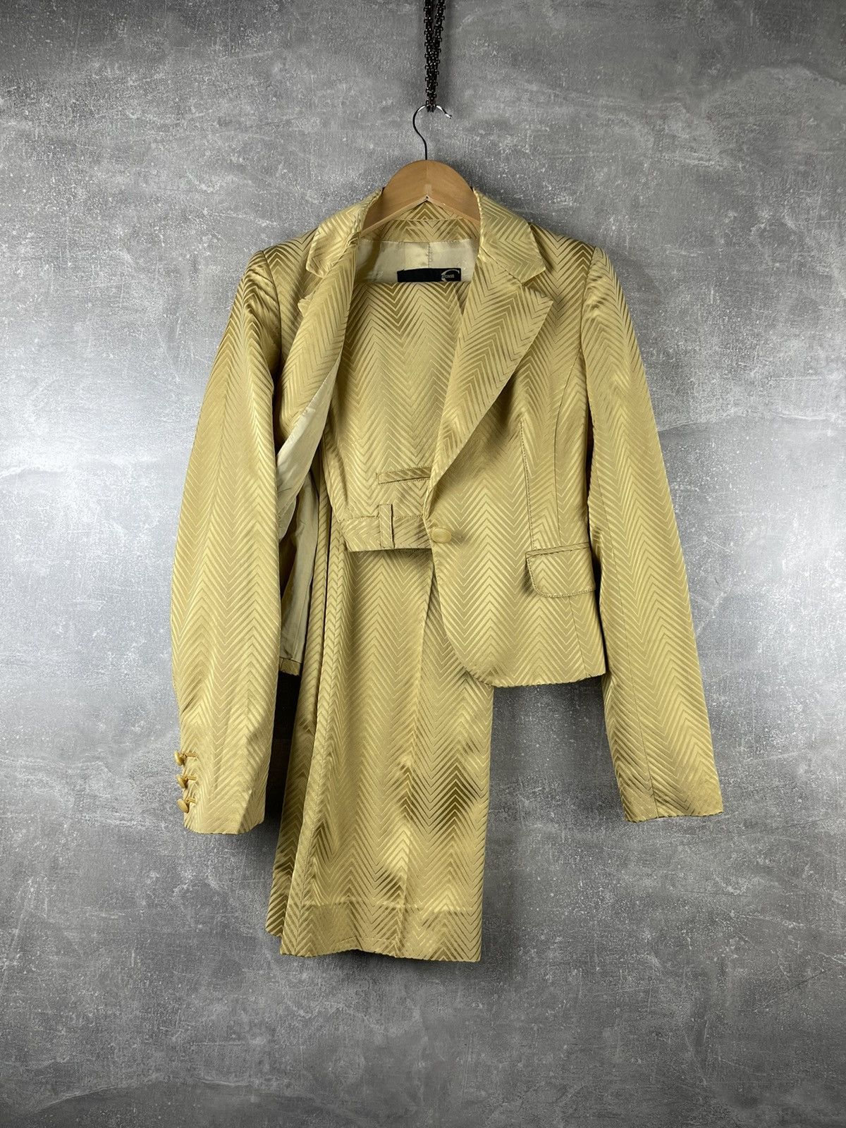 Just Cavalli Just Cavalli Tailored Jacket and Pants Suit Late 2000s Gold Size M / US 6-8 / IT 42-44 - 1 Thumbnail