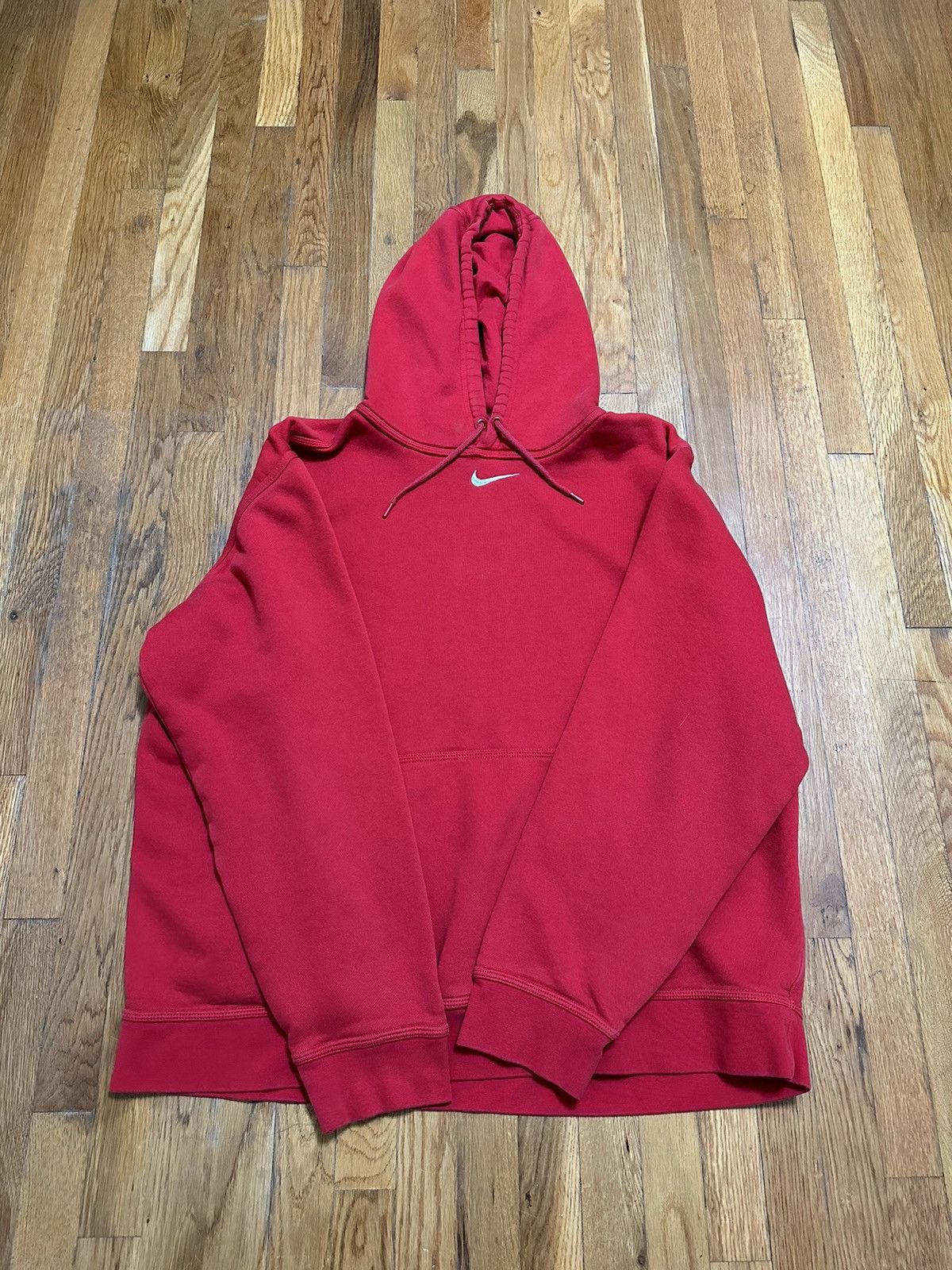 cream middle swoosh hoodie