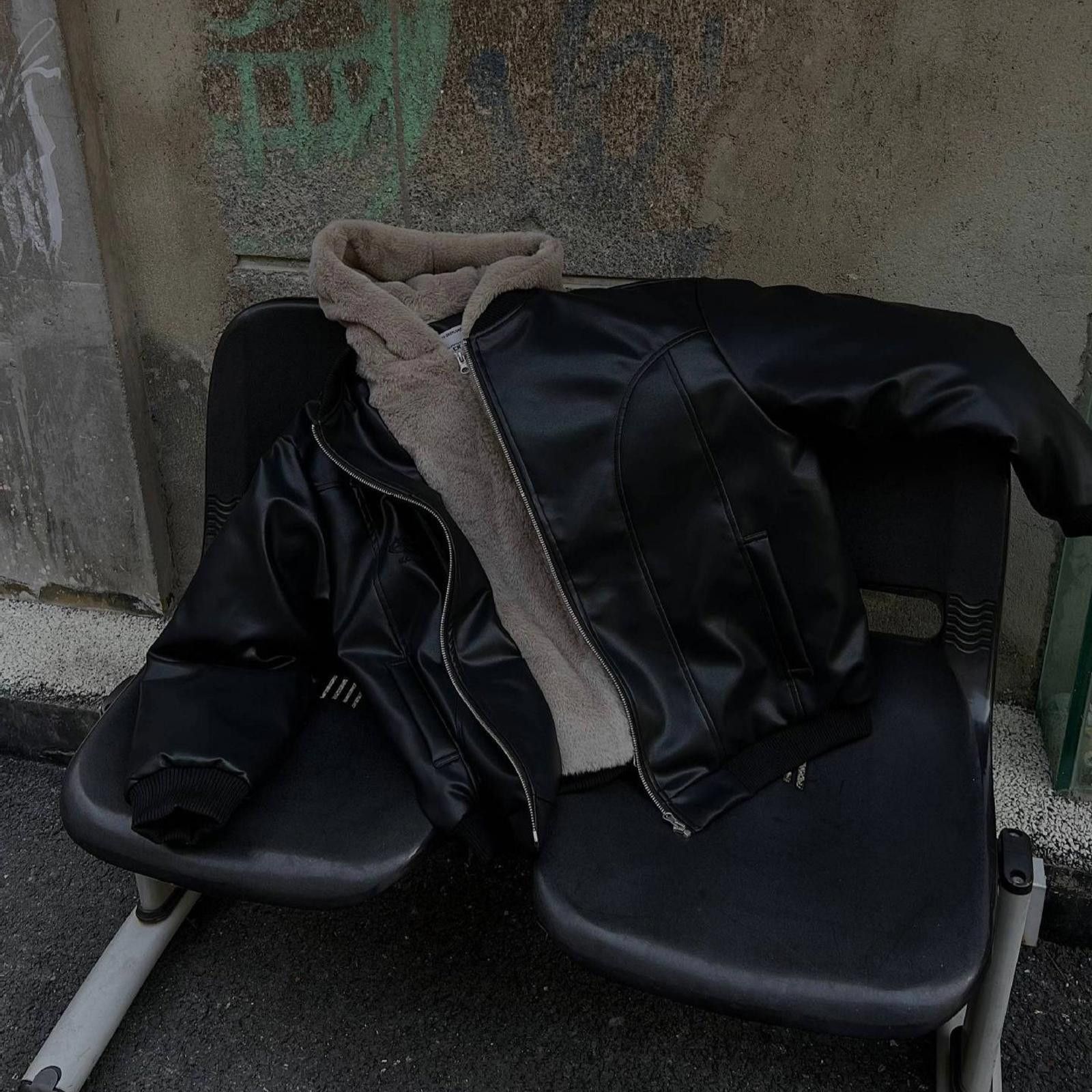 Japanese Brand Black Faux Leather Bomber Jacket with Beige Hoodie Size US M / EU 48-50 / 2 - 2 Thumbnail