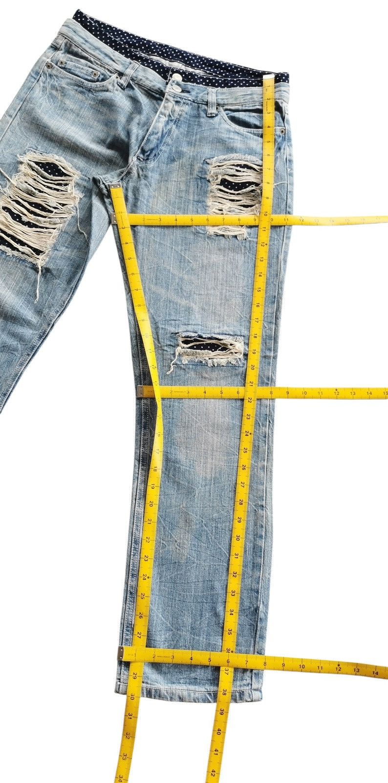 5351 POUR LES HOMMES Avantgarde Clawmark Distressed Denim Jeans - Size 30 Size US 30 / EU 46 - 8 Thumbnail