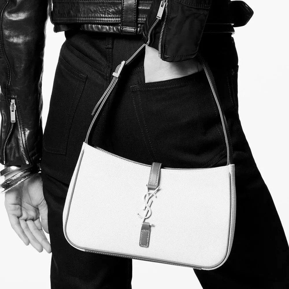Saint Laurent Paris o1bcso1str0325 Size: OS/Le 5A 7 In Canvas in White Size ONE SIZE - 5 Thumbnail