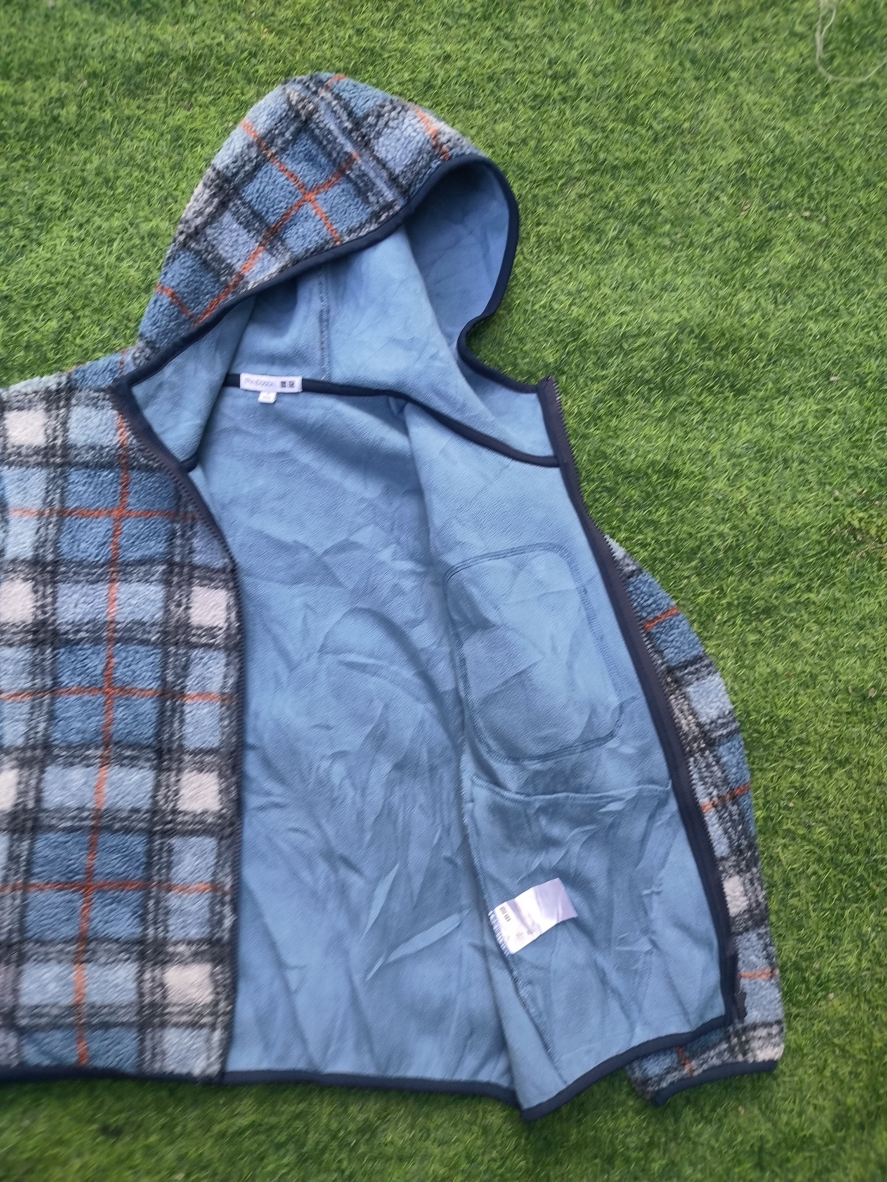 JW Anderson × Uniqlo UNIQLO X J.W.ANDERSON FLEECE HOODIE Size US S / EU 44-46 / 1 - 6 Thumbnail