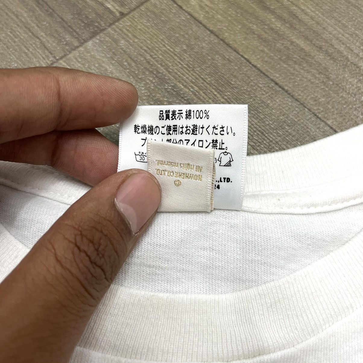 Bape Vintage Bape ABathing Ape Dinosaurs White Tee Size S / US 4 / IT 40 - 5 Thumbnail