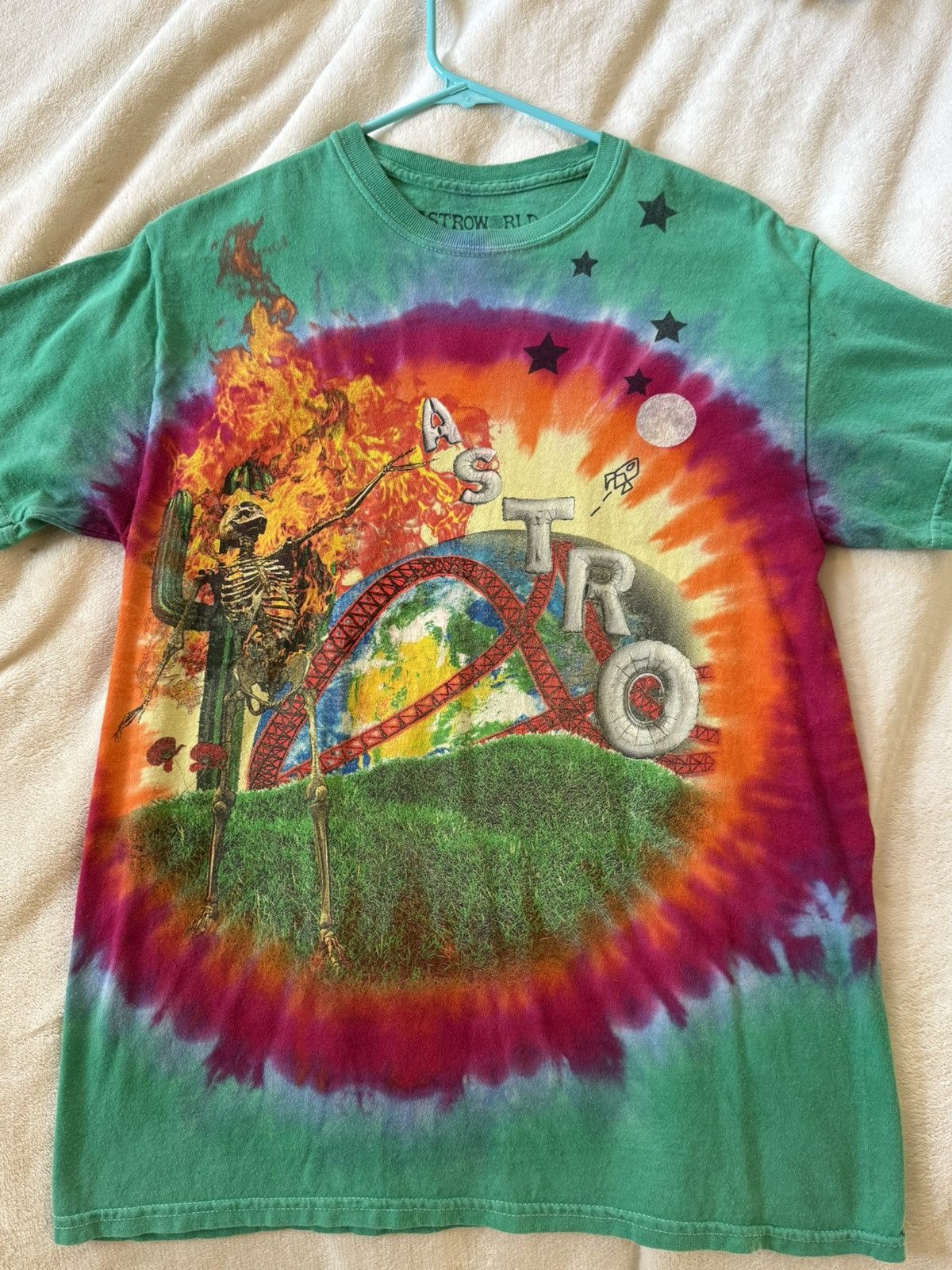 Travis Scott Travis Scott Astroworld Merch Drop - Astroworld Tie Dye Tee Size US M / EU 48-50 / 2 - 2 Thumbnail