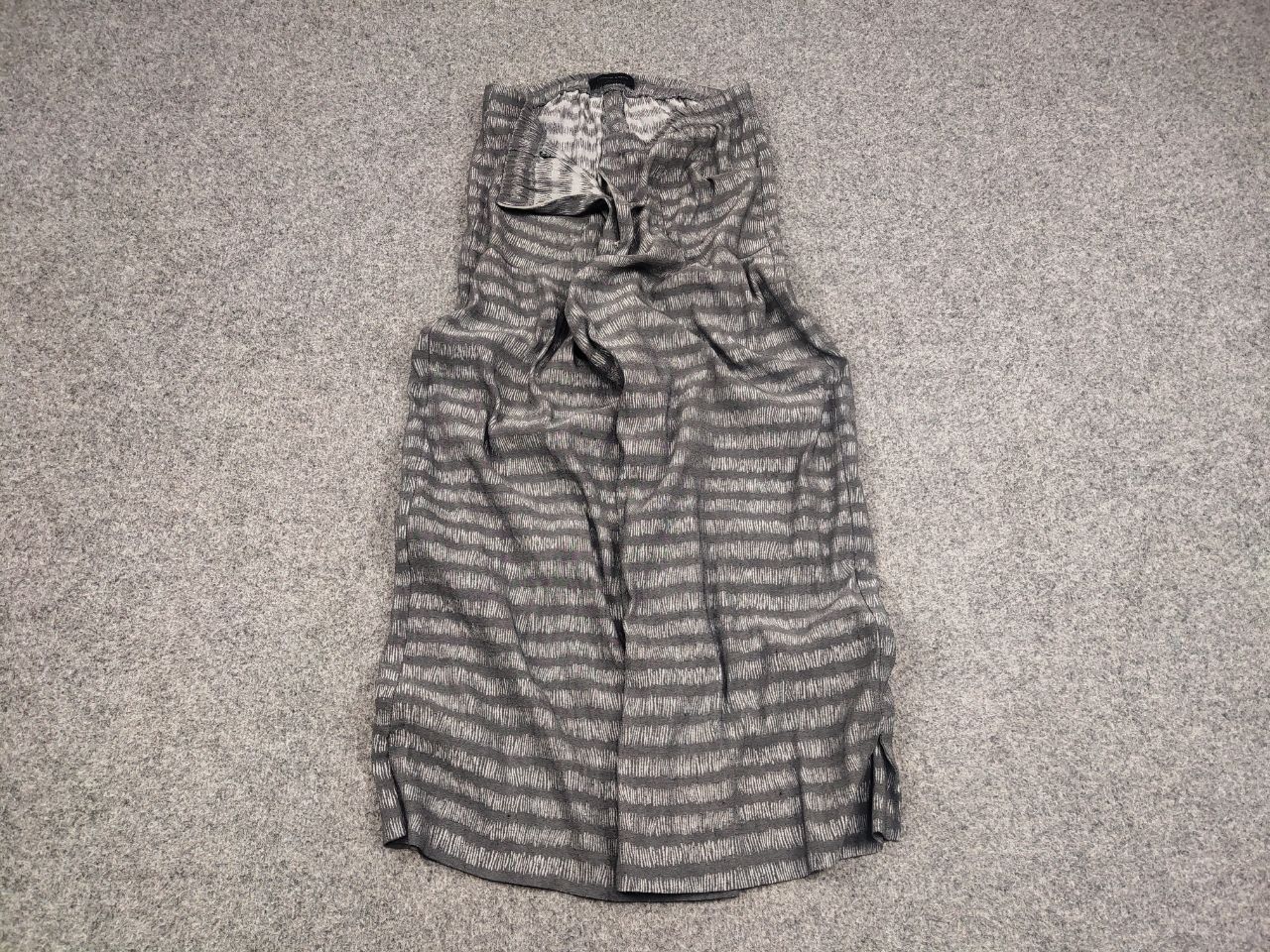 Designer Gudrun Grenz Design Gray Patern cropped wide leg capri Pants Size 36" / US 14 / IT 50 - 2 Thumbnail