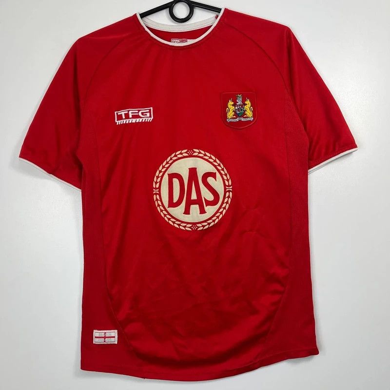 Other Bristol City 2004 05 Home Football Shirt Tfg Kids Size S Size US XS / EU 42 / 0 - 1 Thumbnail