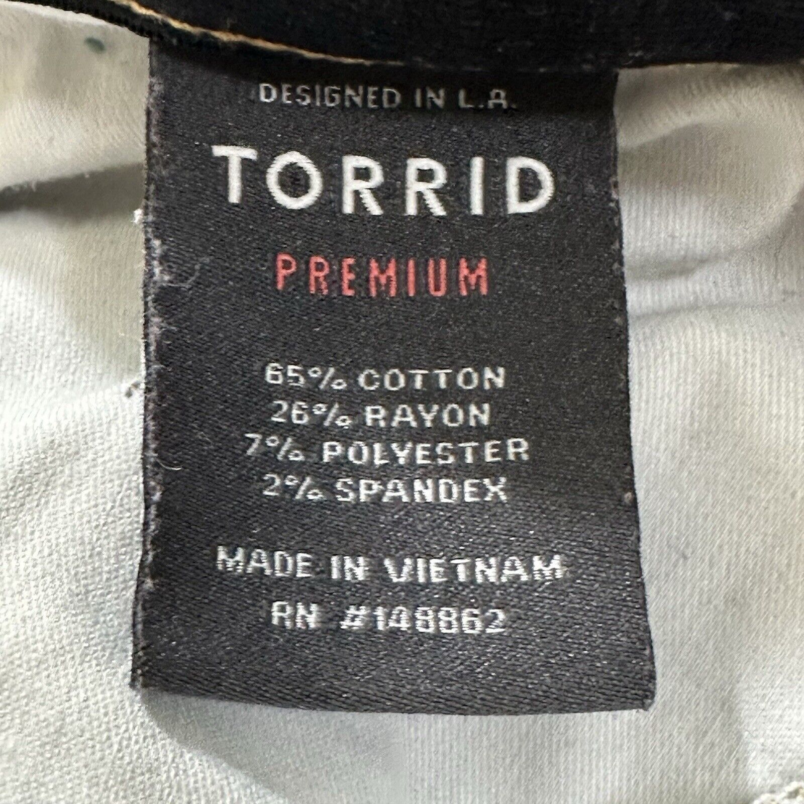 Other Torrid 26R Sky High Skinny Jeans Ripped Distressed Blue Size 42" / US 20 - 8 Thumbnail