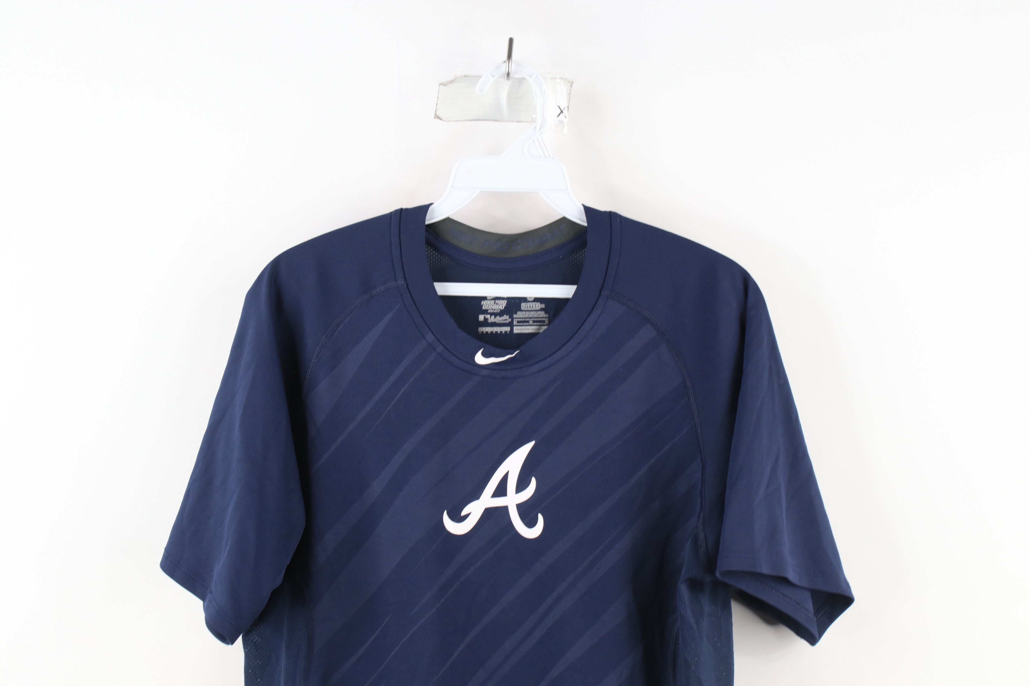 Nike Nike Pro Combat Compression Atlanta Braves Baseball T-Shirt Size US M / EU 48-50 / 2 - 2 Thumbnail