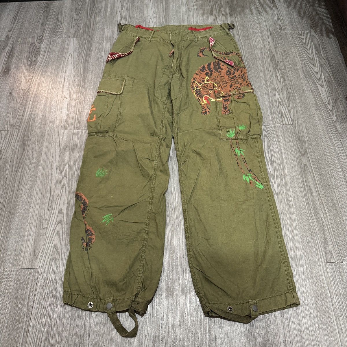 Polo Ralph Lauren Polo Ralph Lauren Painted Cargo Pants Size US 32 / EU 48 - 1 Thumbnail