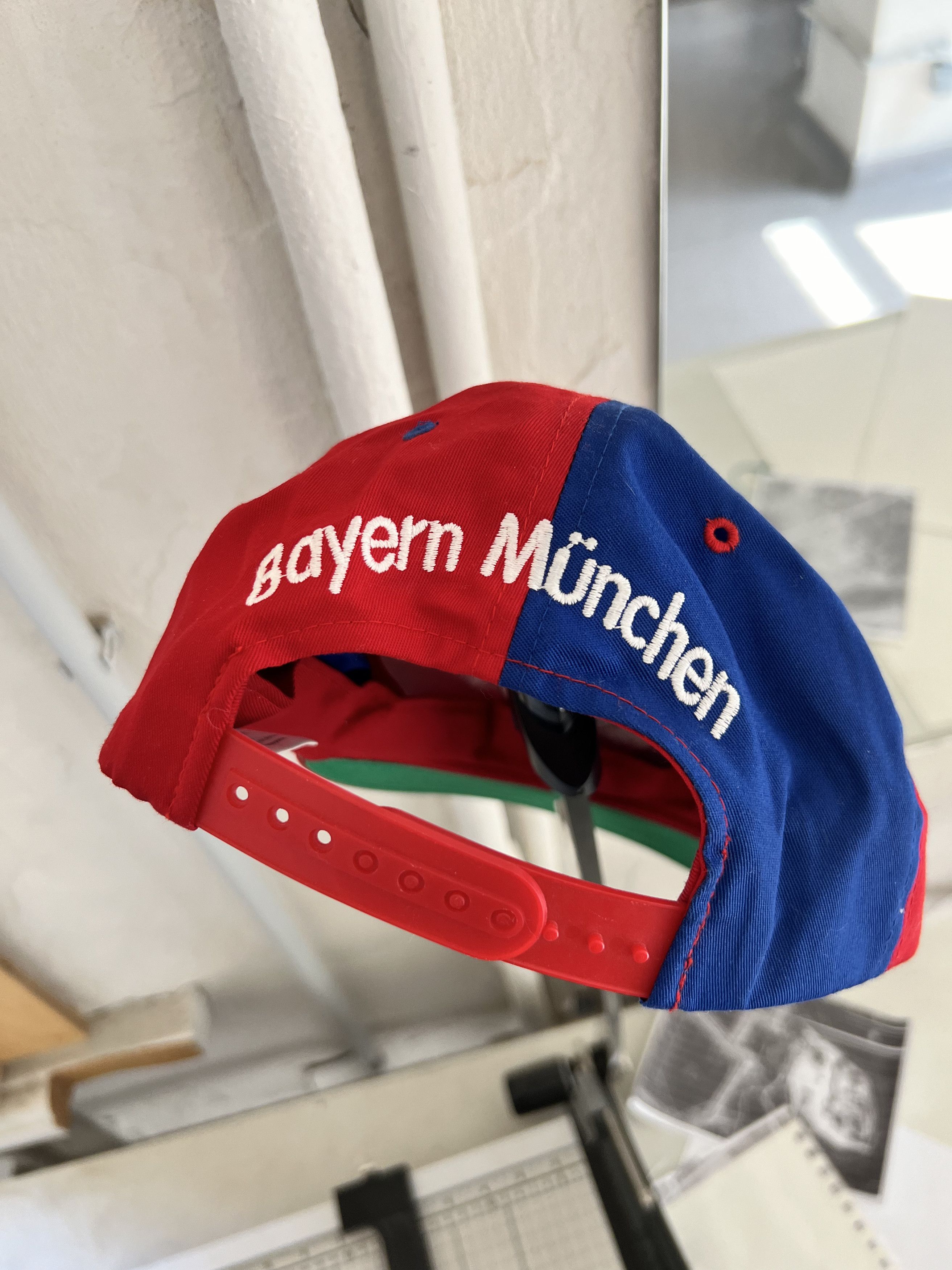 Other FC Bayern München Football Cap 1990s Size ONE SIZE - 4 Thumbnail