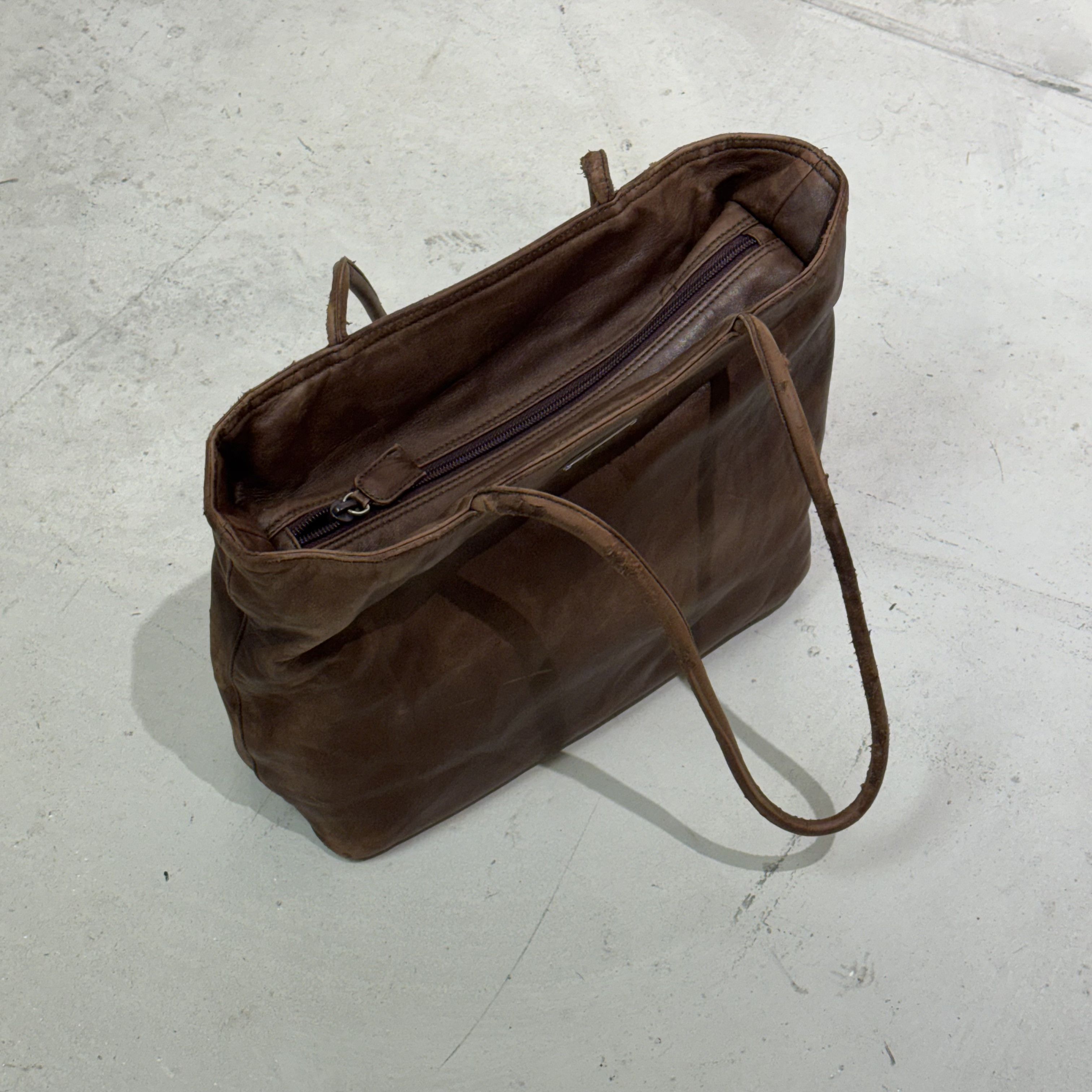 Prada Prada Plate Logo Leather Tote Bag Size ONE SIZE - 3 Thumbnail