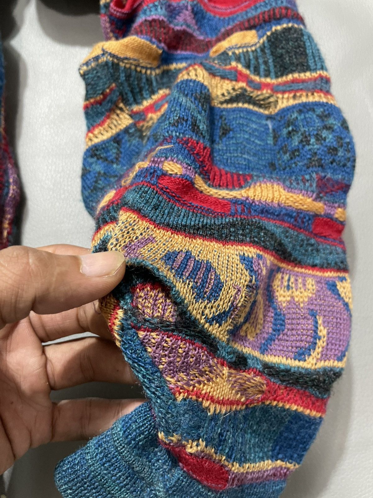 Coogi Coogi Style 3D Knitt Australia Emaroo Sweater distress Size US XS / EU 42 / 0 - 9 Thumbnail