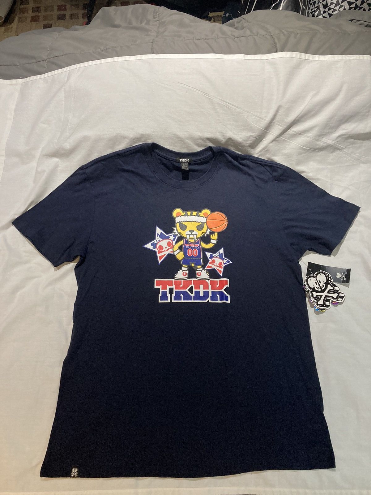 Tkdk Exclusive t-shirt Tokidoki size XL NWT!