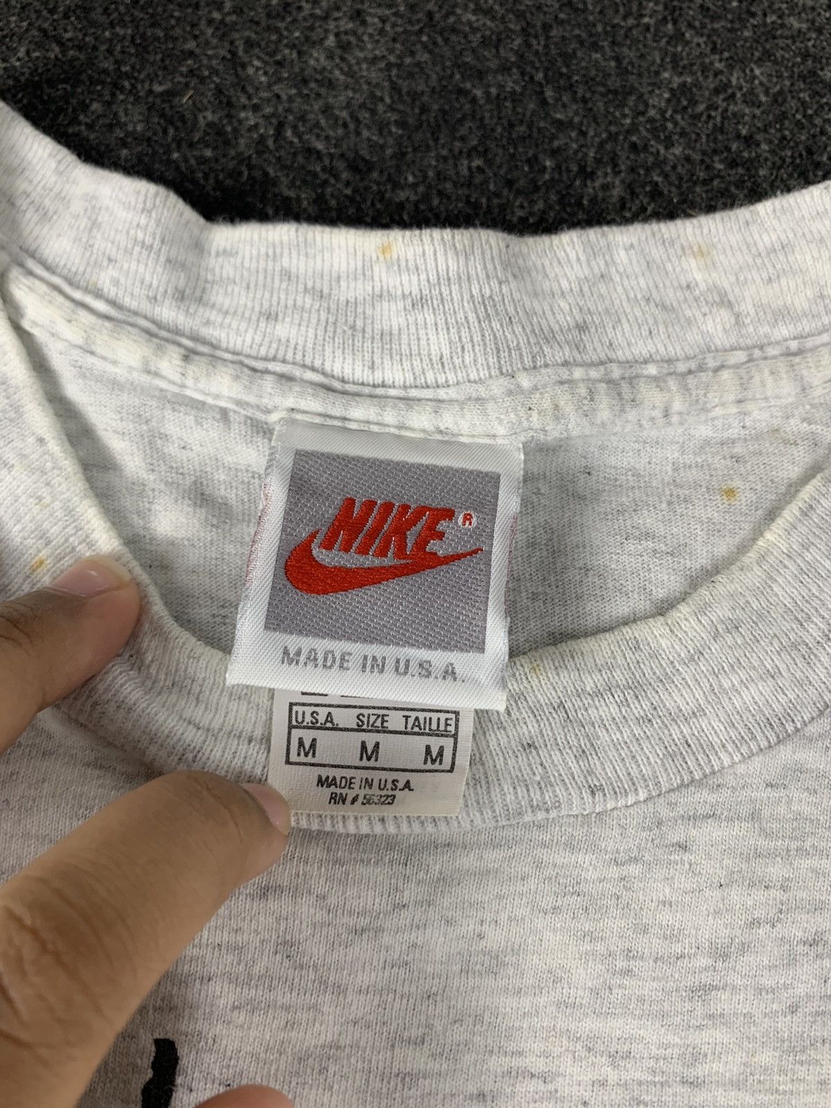 Vintage Vintage 1993 Nike Honolulu Marathon Finisher Tee Size US M / EU 48-50 / 2 - 3 Thumbnail