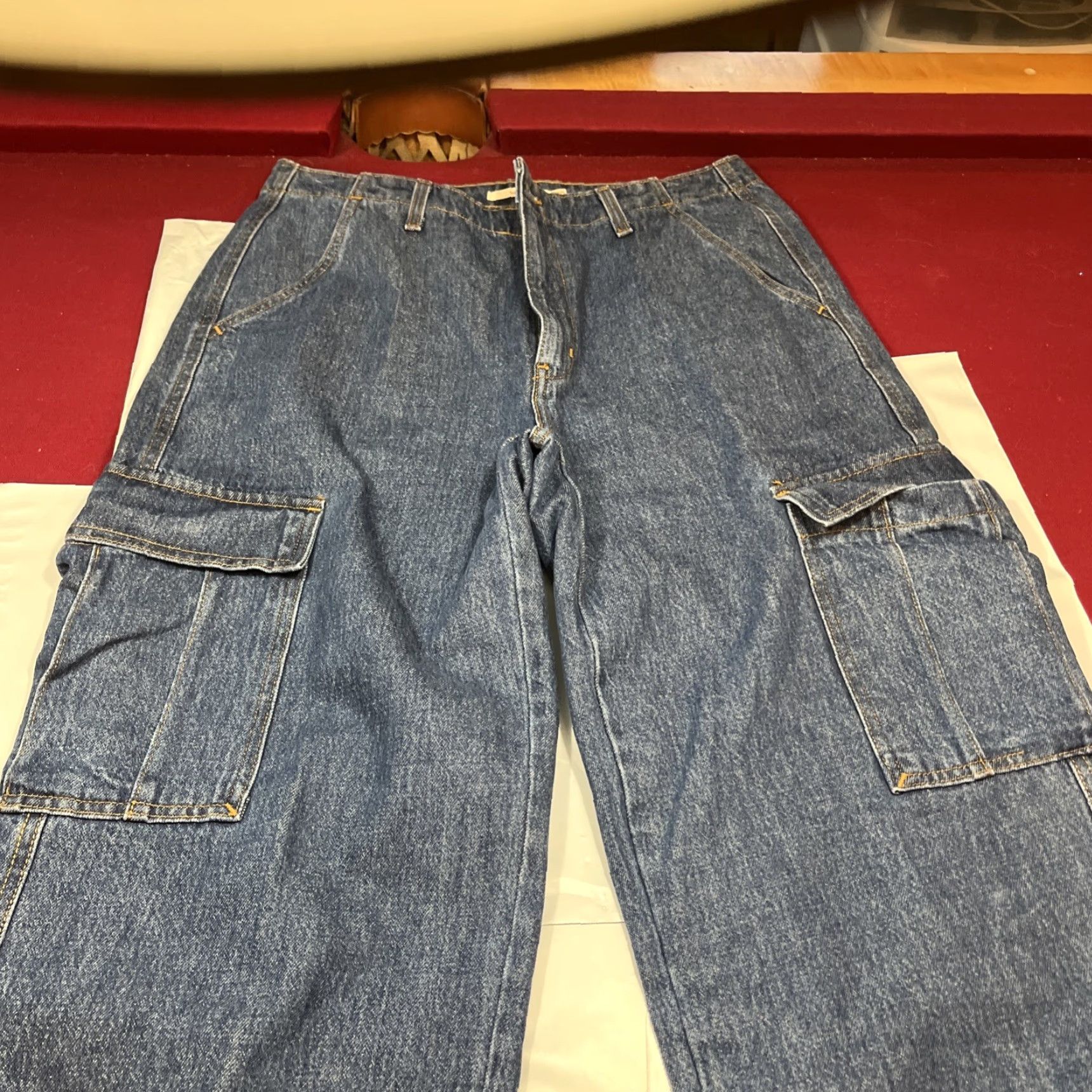 Levi's VINTAGE Levi's '94 Baggy Blue Jeans Cargos Mid Rise Loose Womens 30/30 Cinch Leg Denim Cotton 5-Pocket Cargo Pocket 90s Grunge Retro Womens Jeans Size 30" / US 8 / IT 44 - 6 Thumbnail
