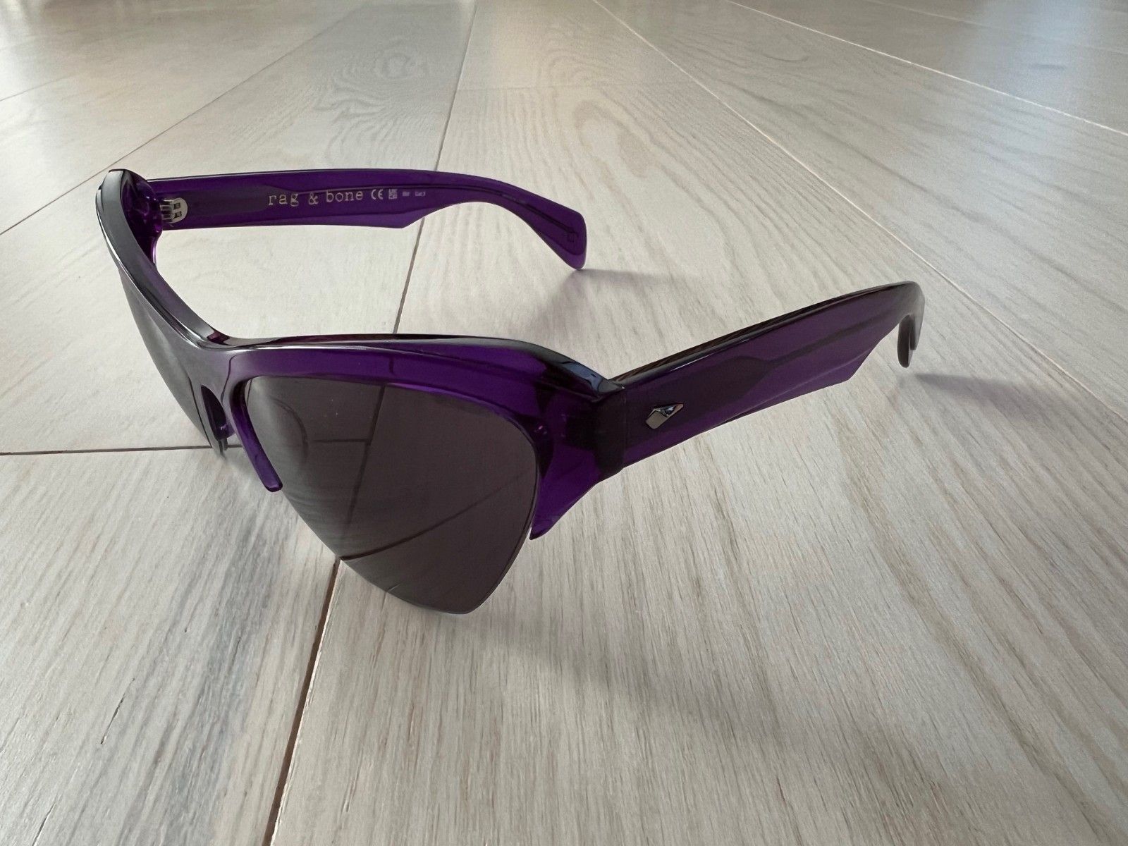 Rag & Bone RNB 1079/S Cat Eye Sunglasses Purple display picture 3