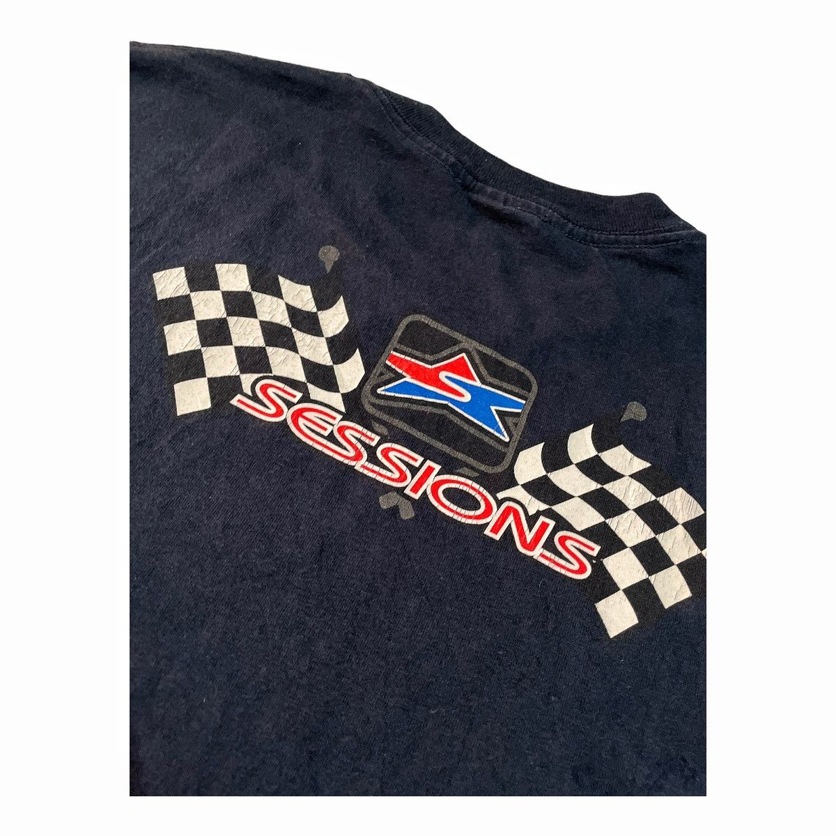 Sessions × Vintage Vintage 00s Sessions Skateboards T-Shirt Skating Size XL Size US XL / EU 56 / 4 - 4 Thumbnail