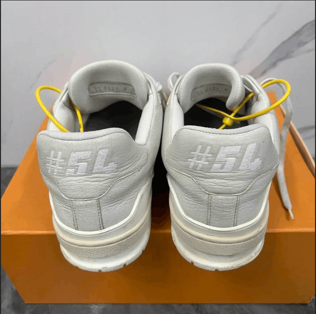 Louis Vuitton Louis Vuitton low-top sneakers Size US 10 / EU 43 - 3 Thumbnail