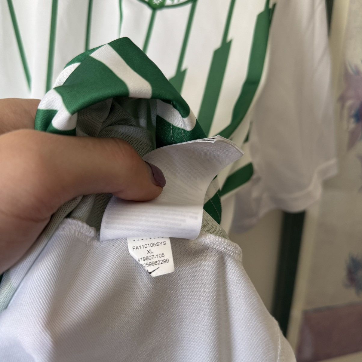 Nike 2011-12 Nike Ferencváros Home Kit Size US XL / EU 56 / 4 - 7 Thumbnail