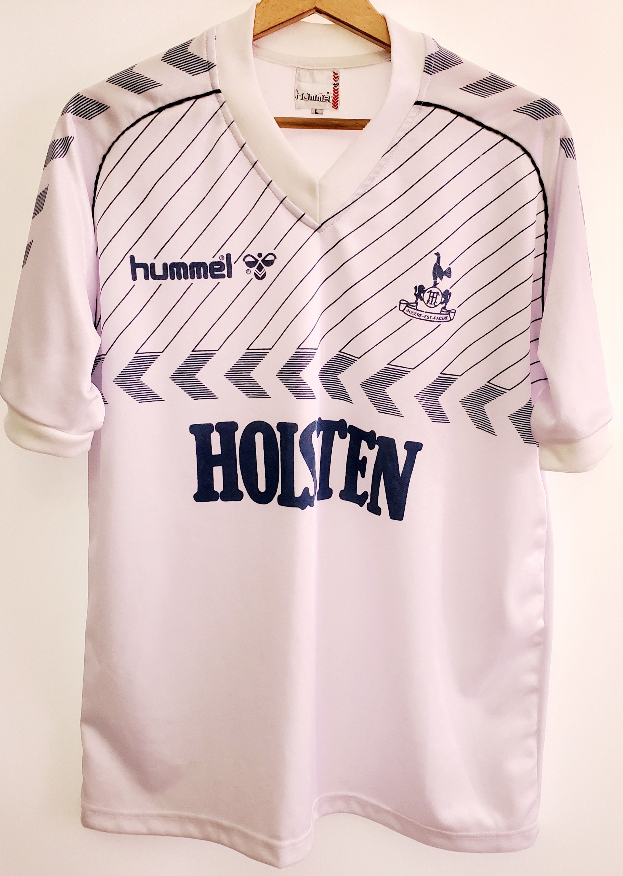 Hummel × Vintage RETRO REPLICA TOTTENHAM HOTSPUR 1986/1987 JERSEY SIZE L Size US L / EU 52-54 / 3 - 1 Thumbnail