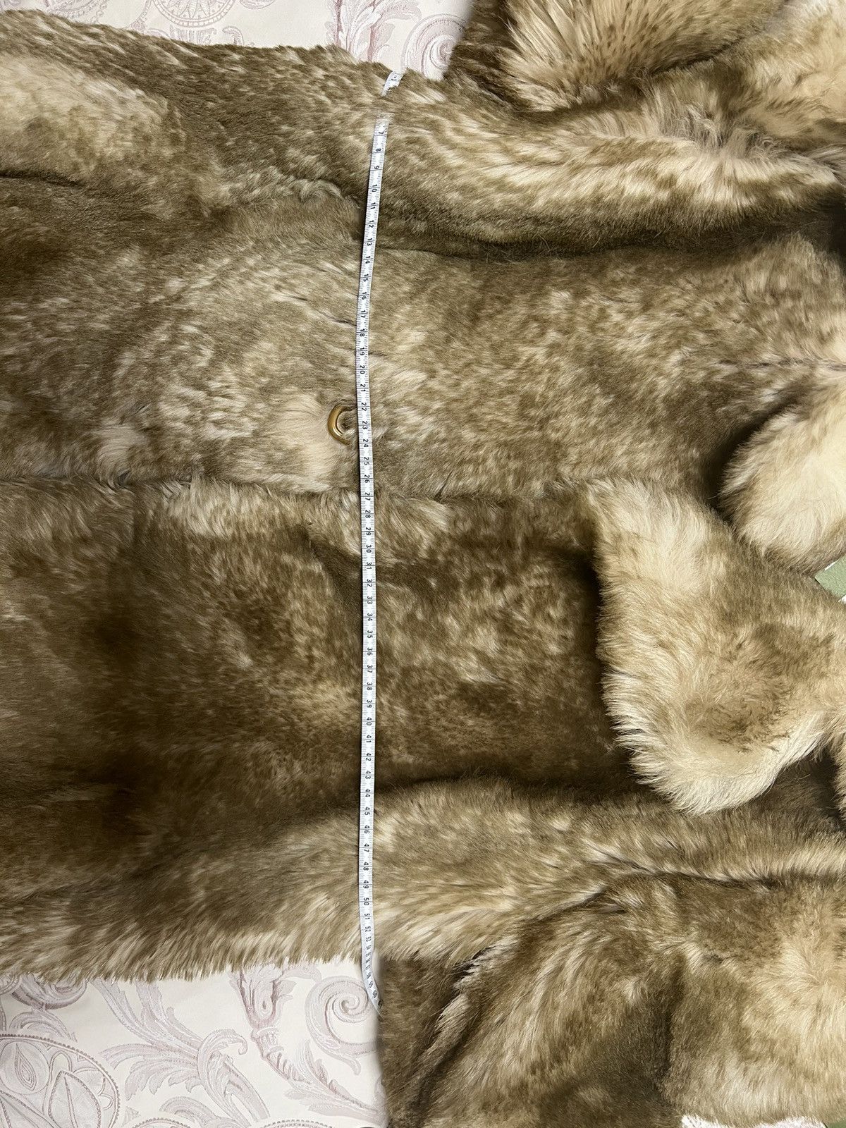 Gucci $7,000+Value Shearling fur jacket as worn by Harry Styles Size US M / EU 48-50 / 2 - 22 Thumbnail