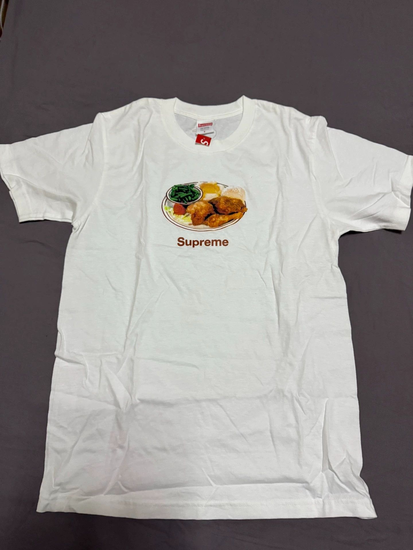 Supreme Supreme Chicken Dinner White S Short Sleeve Tee Size US S / EU 44-46 / 1 - 1 Thumbnail