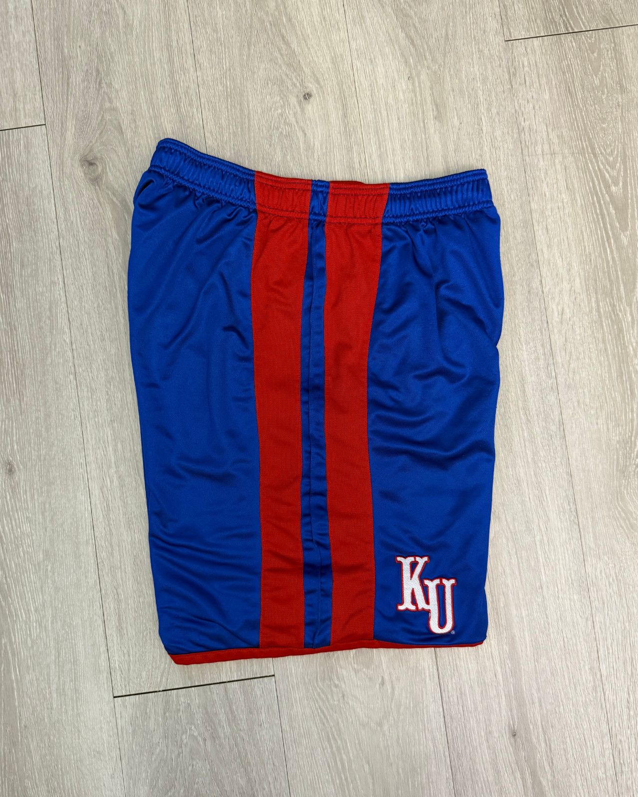 Nike × Vintage Vintage Nike Kansas University Jayhawks Basketball Shorts XL Size US 32 / EU 48 - 3 Thumbnail