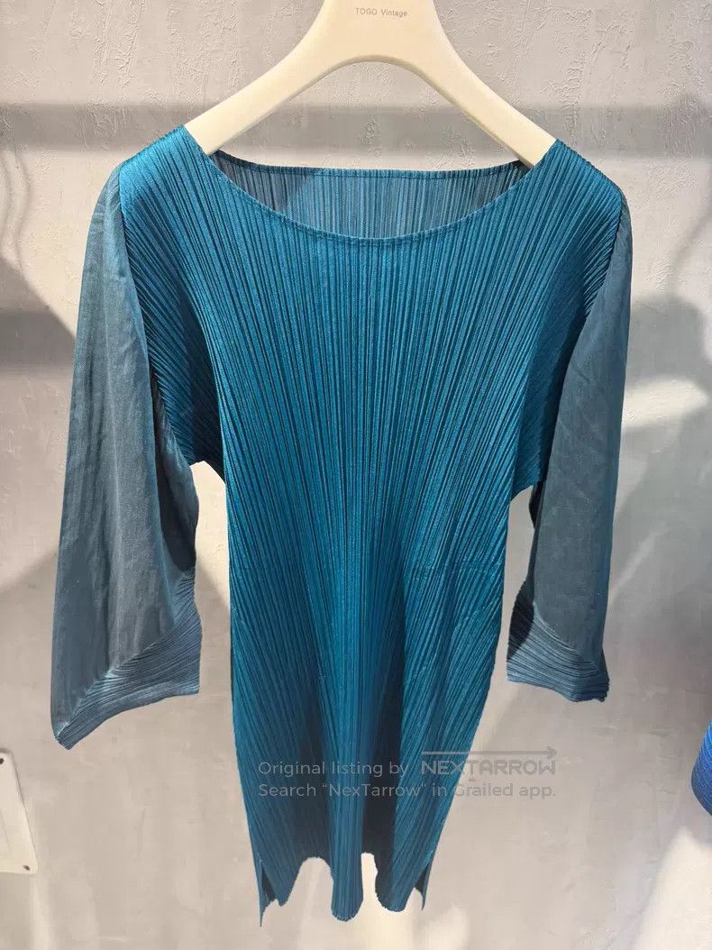 Issey Miyake Issey Miyake Blue Long Sleeve Top Size XL / US 12-14 / IT 48-50 - 1 Thumbnail