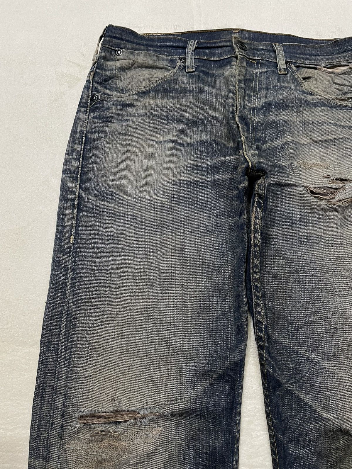 Vintage Levi’Strauss & Co. Distress Faded Mudwash Jeans