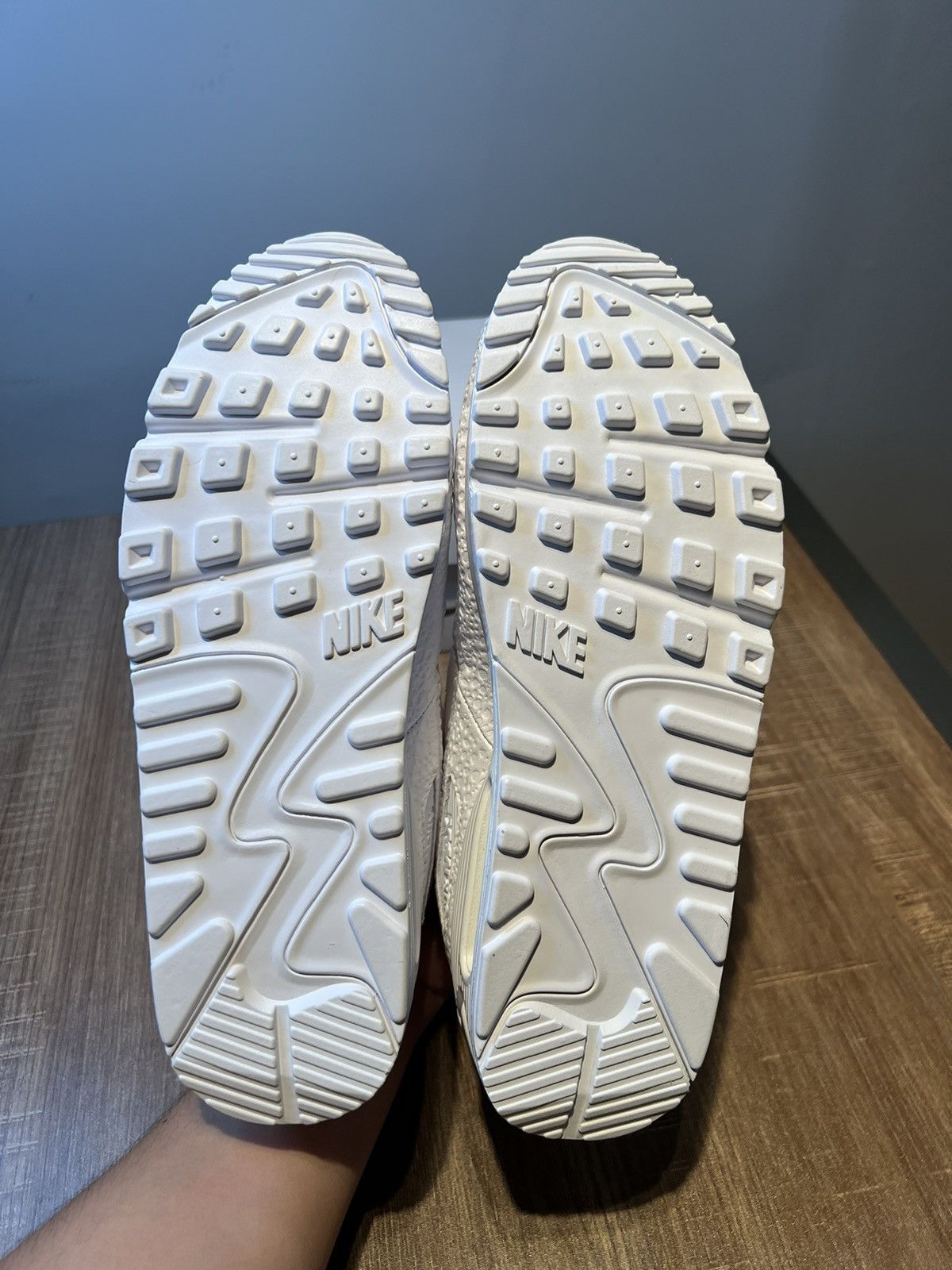 Nike Nike Air Max 90 Flyleather Collection 29/50 Oregon Size 9/10 Size US 10 / EU 43 - 6 Thumbnail