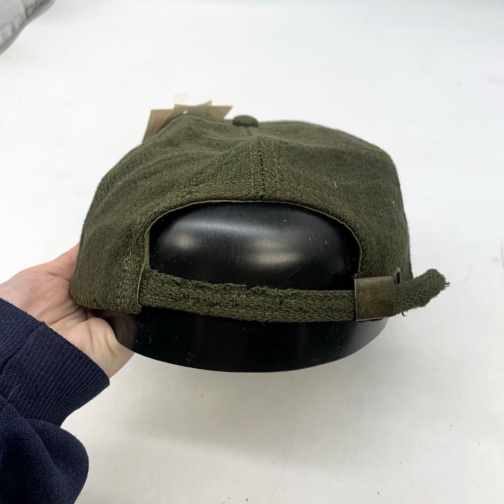 American Eagle Outfitters VINTAGE American Eagle Outfitters Hat Cap Adjustable Strap Wool Made USA NEW Mens Baseball Cap Green Suede Wool Twill Size ONE SIZE - 6 Thumbnail