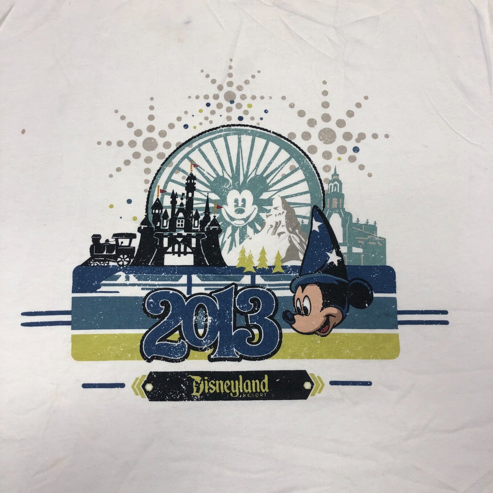 Disney × Mickey Mouse × Vintage 2013 Disneyland Pixar Pier Tan Cream Tee T Shirt Size XXL Size US XXL / EU 58 / 5 - 2 Thumbnail