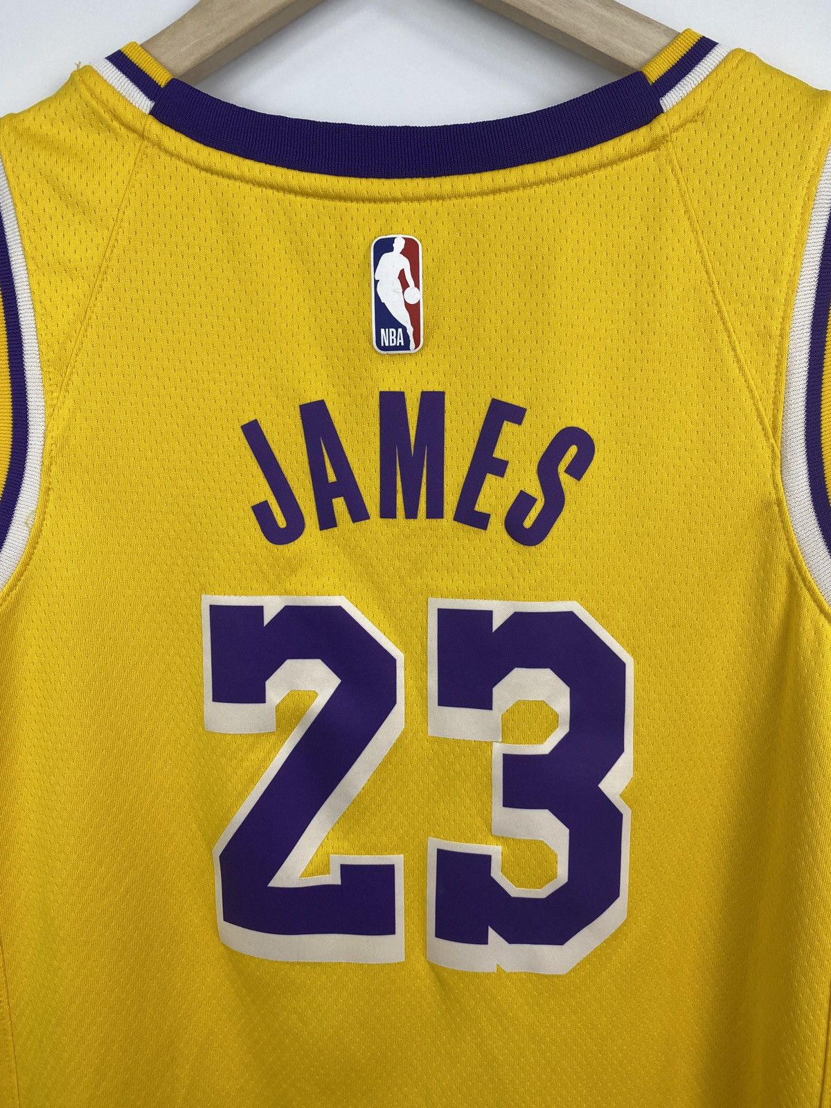 Nike 🇺🇸 Y2K Nike Lebron James 23 L. A. Lakers T-Shirt Y2K Just Don Size US S / EU 44-46 / 1 - 13 Thumbnail