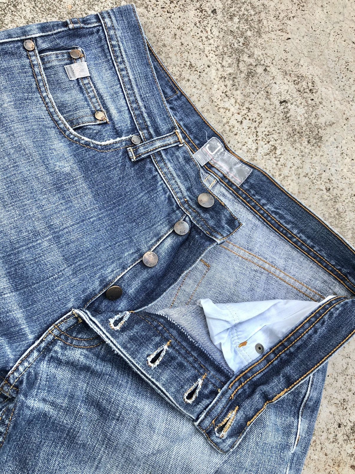 Hypebeast FLARED WASHED BLUE JEANS BY JAG DENIM Size US 30 / EU 46 - 2 Thumbnail