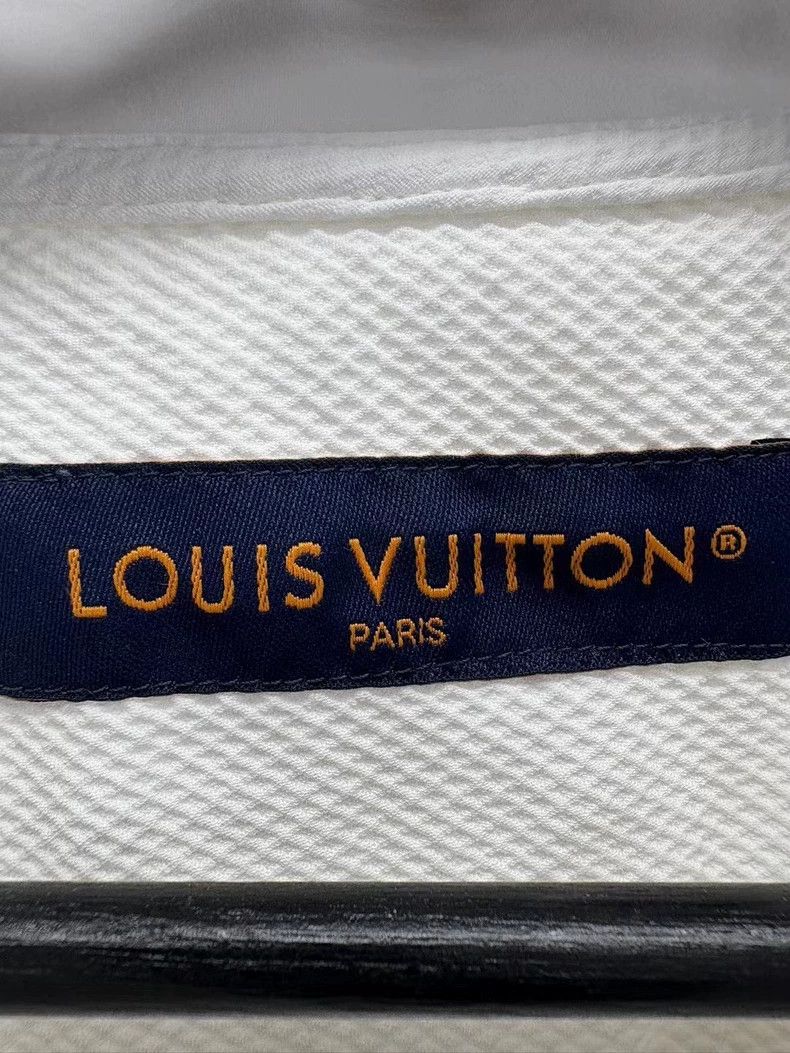 Louis Vuitton LOUIS VUITTON size 4l Fei Dong rhinestone logo short sleev Size US XXL / EU 58 / 5 - 6 Thumbnail