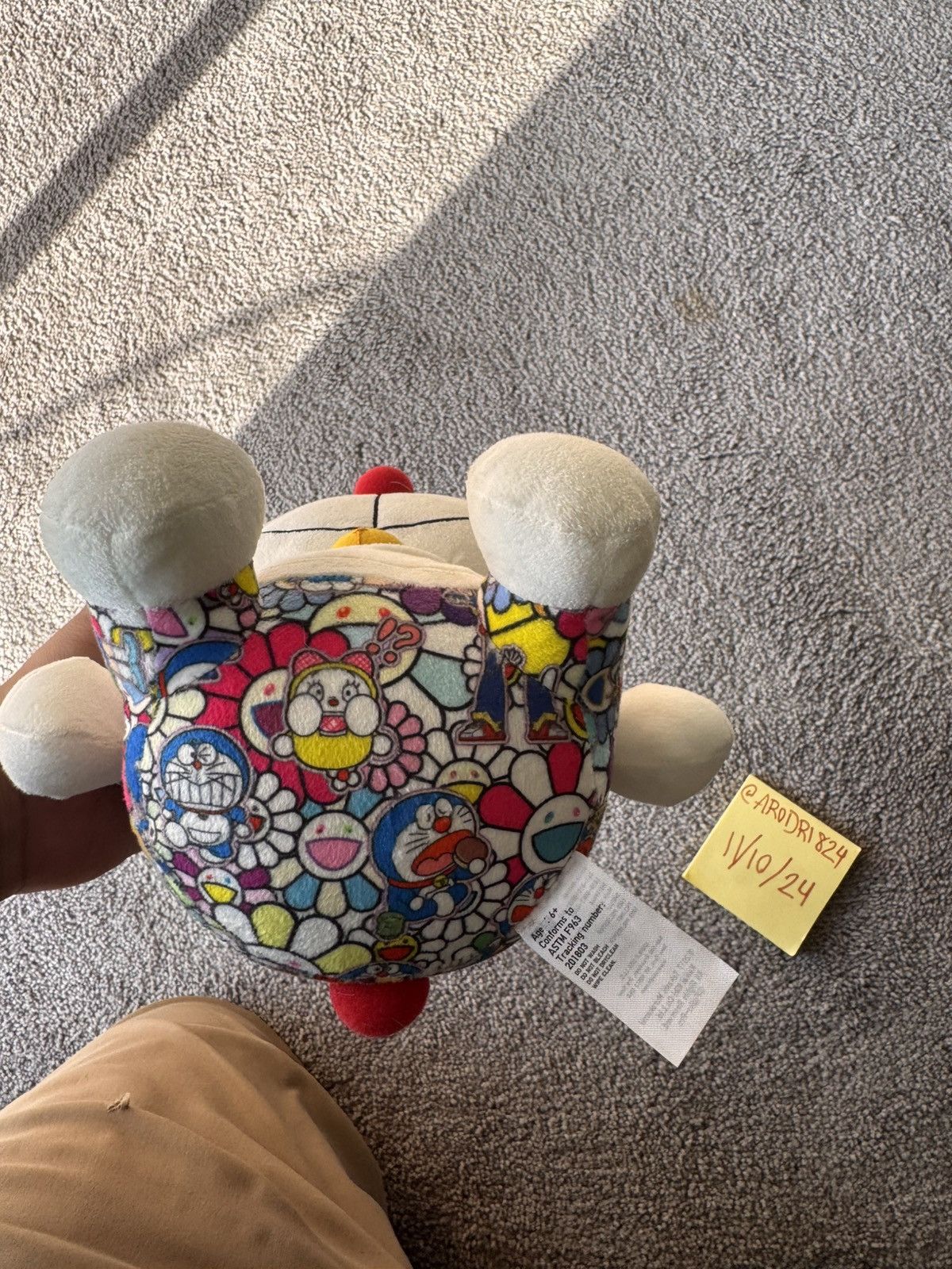 Takashi Murakami × Uniqlo Takashi Murakami x Uniqlo x Doraemon Plush Toy Size ONE SIZE - 4 Thumbnail