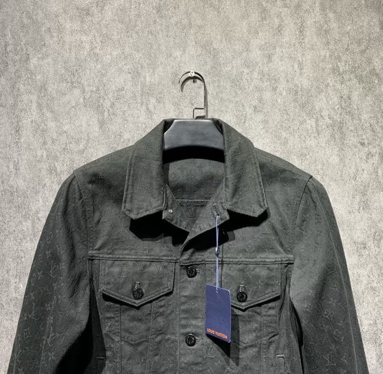 Louis Vuitton LOUIS VUITTON Black dark patterned vintage denim jacket2412- Size US S / EU 44-46 / 1 - 3 Thumbnail