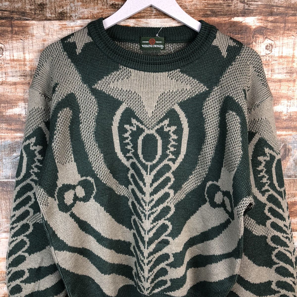 Vintage D Weekend Swinger Green art vintage Knitwear #A1250 Size US M / EU 48-50 / 2 - 9 Thumbnail